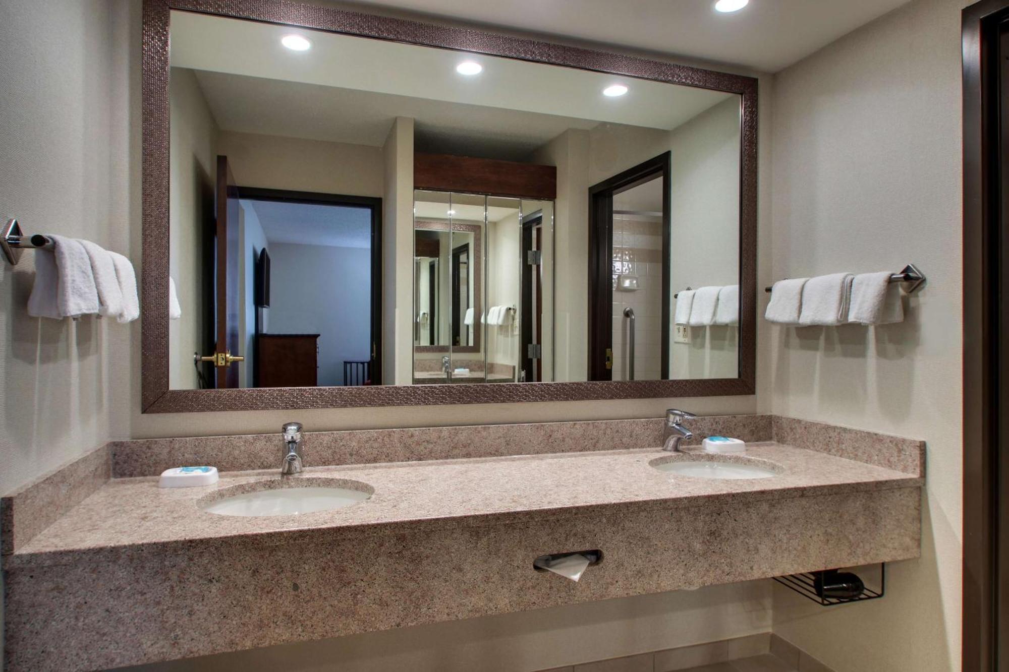 Drury Inn & Suites Bowling Green Luaran gambar